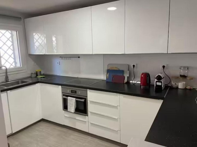 Huoneisto, Aloha, R5252962