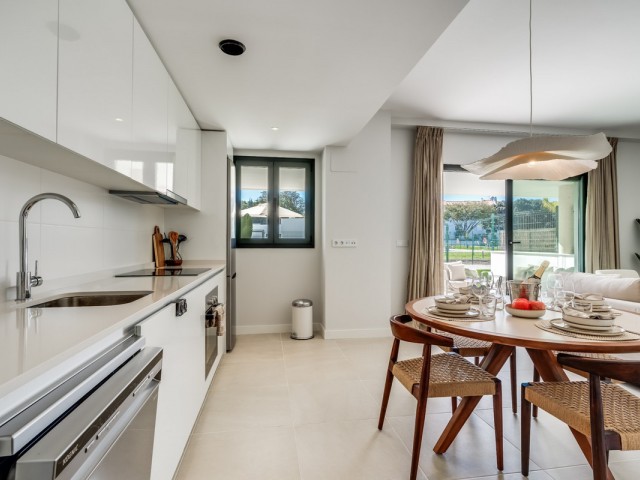 2 Bedrooms Apartment in Estepona