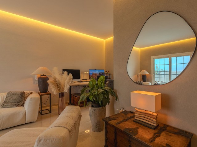 4 Bedrooms Townhouse in Nueva Andalucía