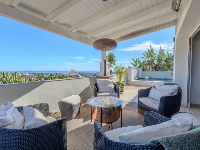 4 Bedrooms Townhouse in Nueva Andalucía