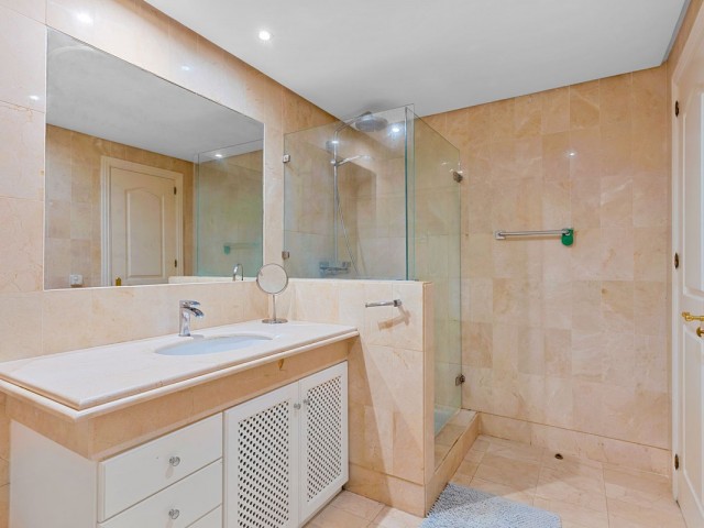 3 Bedrooms Apartment in Sierra Blanca