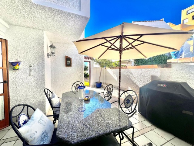 3 Bedrooms Townhouse in Estepona