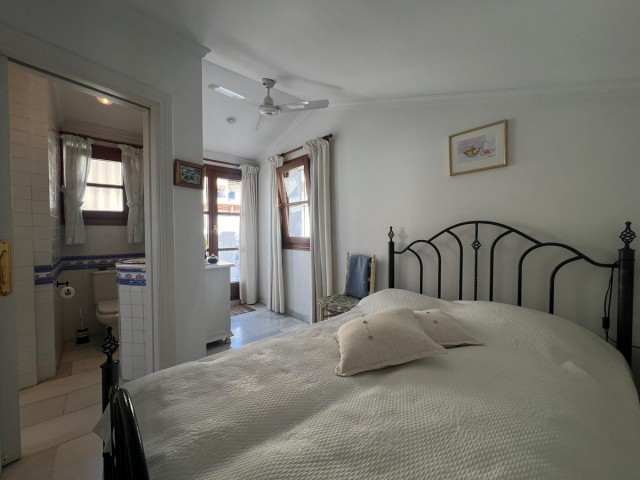 3 Bedrooms Townhouse in Estepona