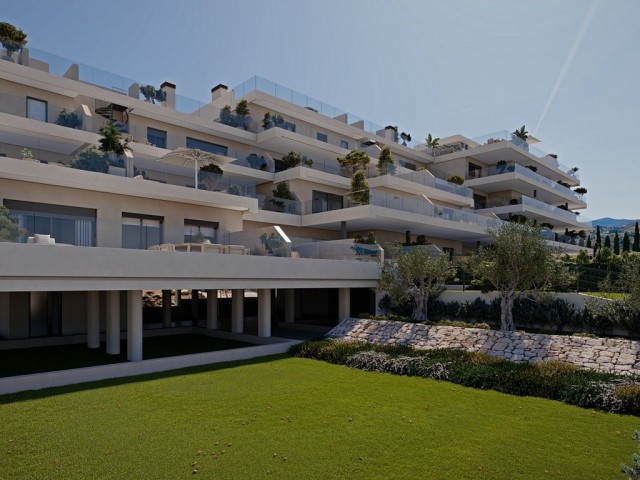 2 Bedrooms Apartment in Estepona