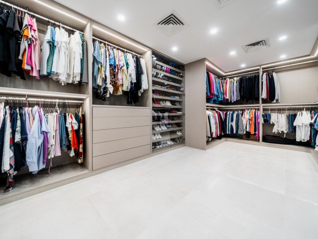 7 Schlafzimmer Apartment in Aloha