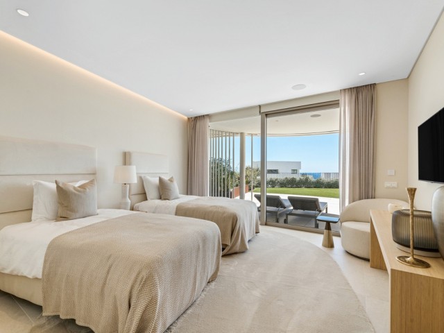 2 Bedrooms Apartment in Benahavís