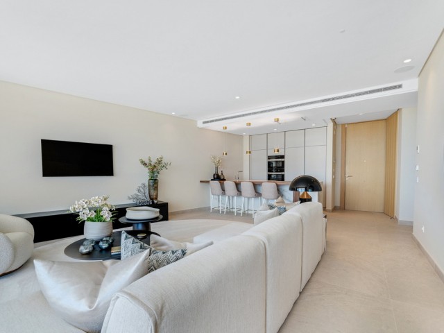 2 Bedrooms Apartment in Benahavís