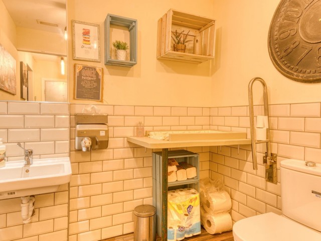 Kommerziell in San Pedro de Alcántara