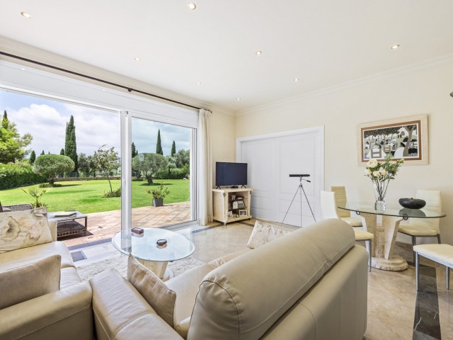 Apartment, Los Flamingos, R5236981