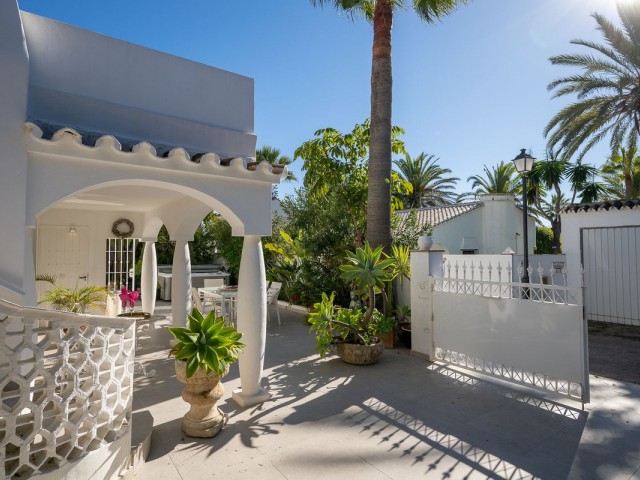 2 Slaapkamer Villa in Marbesa