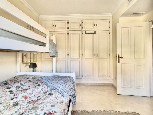 2 Bedrooms Apartment in Nueva Andalucía