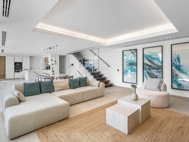 4 Sovrums Villa i Artola