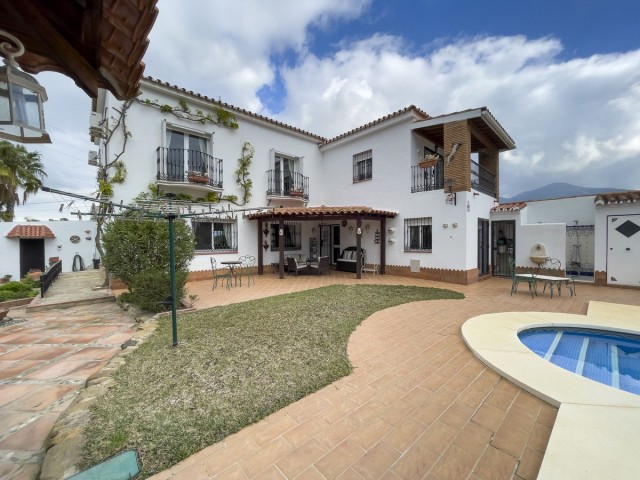 Villa, Alhaurín el Grande, R4210504