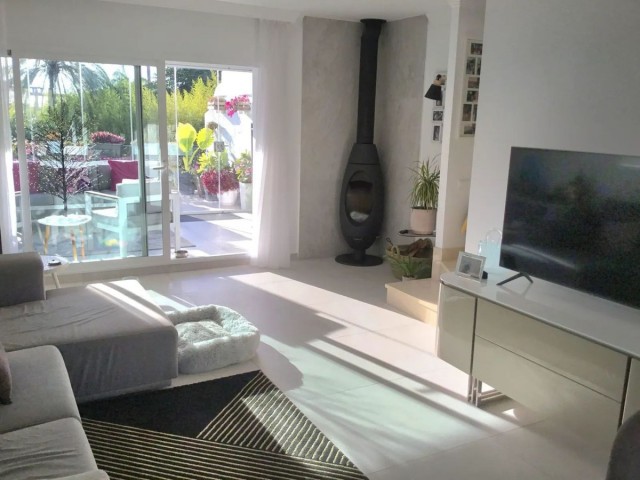 3 Bedrooms Townhouse in El Paraiso