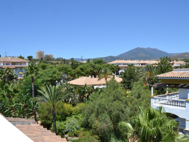Penthouse in Nueva Andalucía