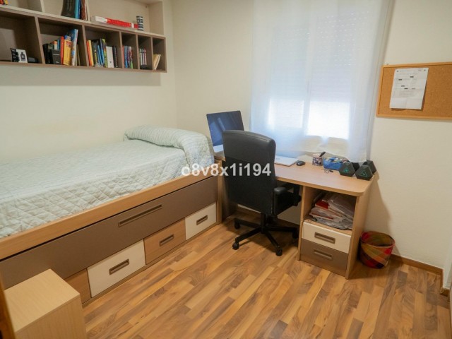 4 Bedrooms Apartment in Málaga