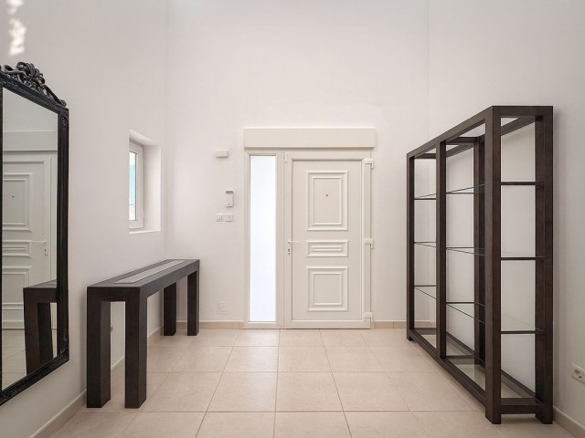 Huvila, Cerros del Aguila, R4976032