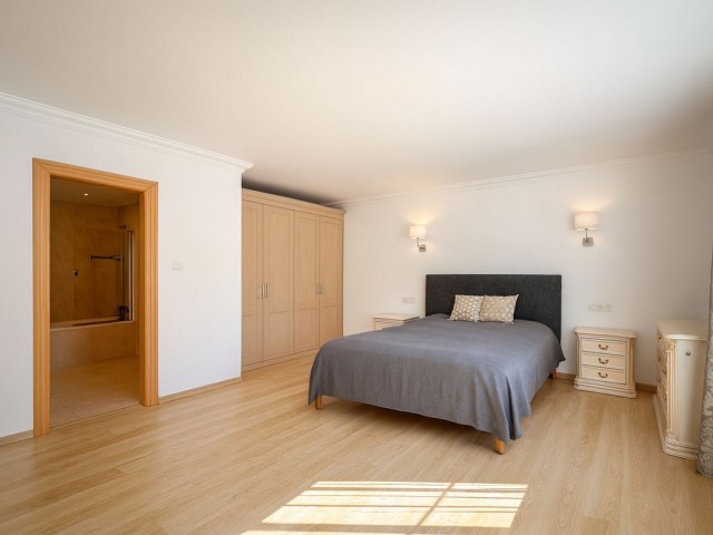 4 Soveroms Villa i Cerros del Aguila