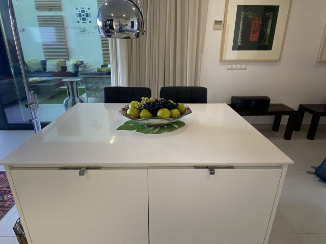 3 Slaapkamer Rijtjeshuis in Casares Playa