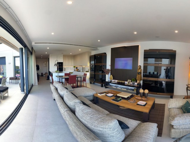 3 Slaapkamer Rijtjeshuis in Casares Playa