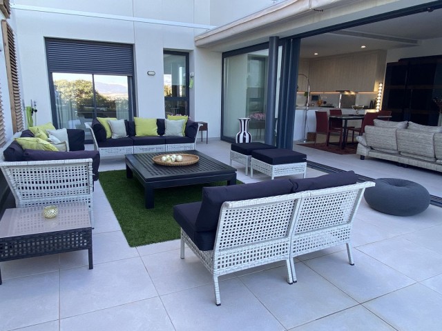 3 Soveroms Rekkehus i Casares Playa