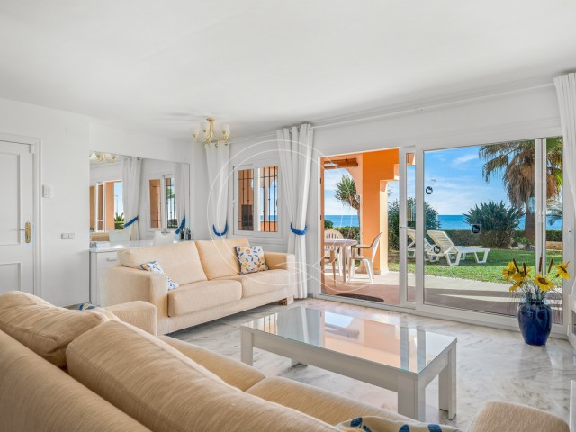 3 Bedrooms Apartment in Estepona