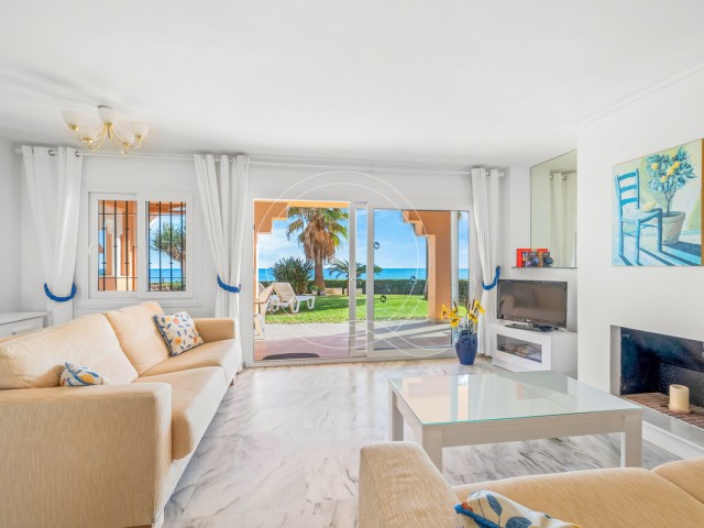 3 Bedrooms Apartment in Estepona