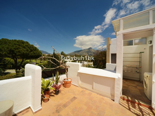 Penthouse in Nueva Andalucía