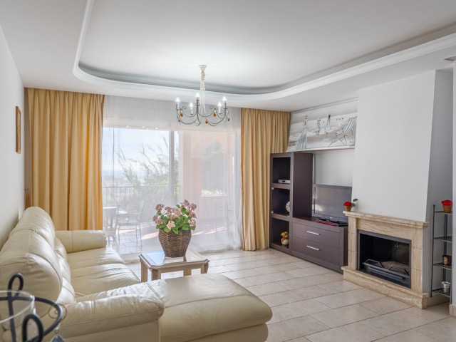 Apartment, Benahavis, R5255638