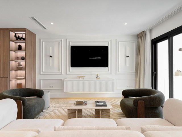 4 Bedrooms Townhouse in Nueva Andalucía