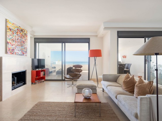 3 Bedrooms Apartment in Marbella