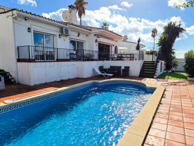 5 Soveroms Villa i La Duquesa