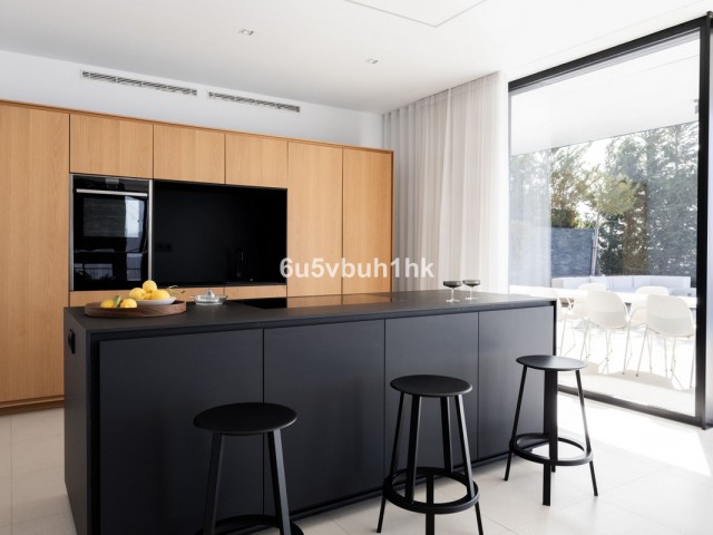 4 Schlafzimmer Villa in Valtocado