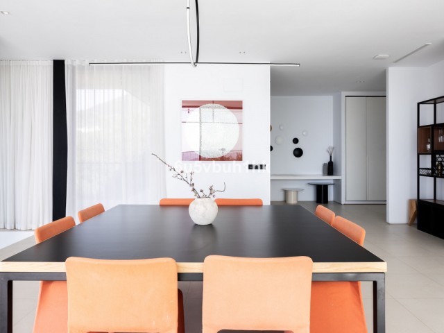 4 Schlafzimmer Villa in Valtocado