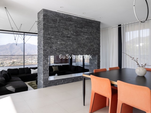 4 Schlafzimmer Villa in Valtocado