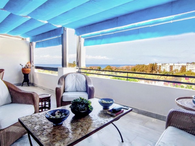 Huoneisto Puerto Banús - R5234464