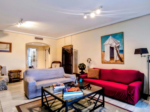 Appartement avec 2 Chambres  à Puerto Banús