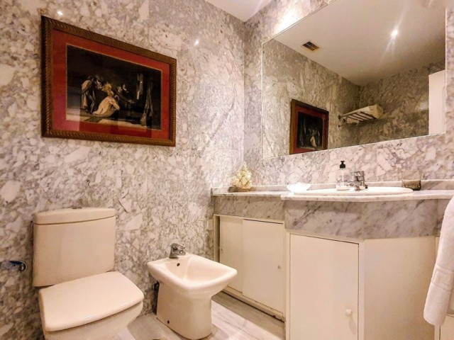 Appartement avec 2 Chambres  à Puerto Banús