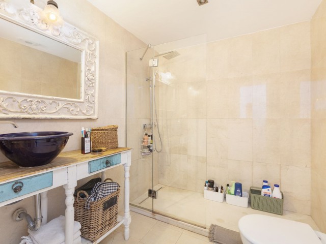 3 Bedrooms Apartment in Nueva Andalucía