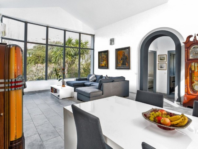 3 Schlafzimmer Villa in Elviria