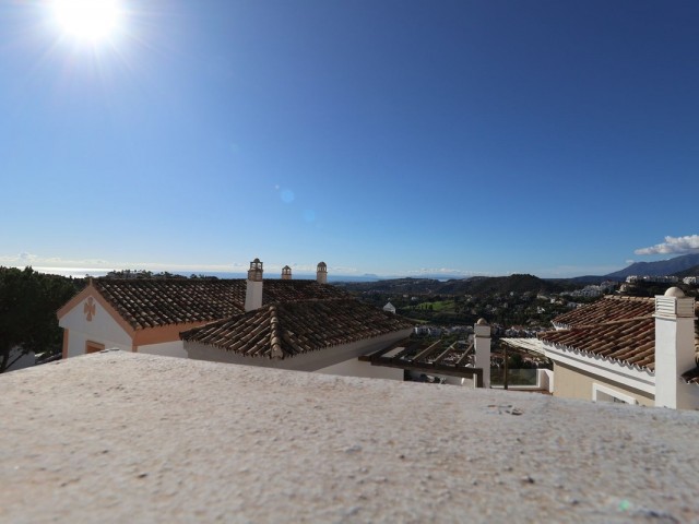 3 Makuuhuoneen Rivitalo La Heredia