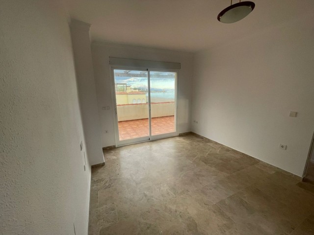 4 Bedrooms Townhouse in Casares