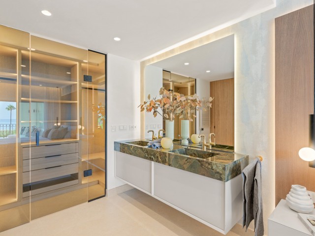 3 Bedrooms Apartment in Estepona