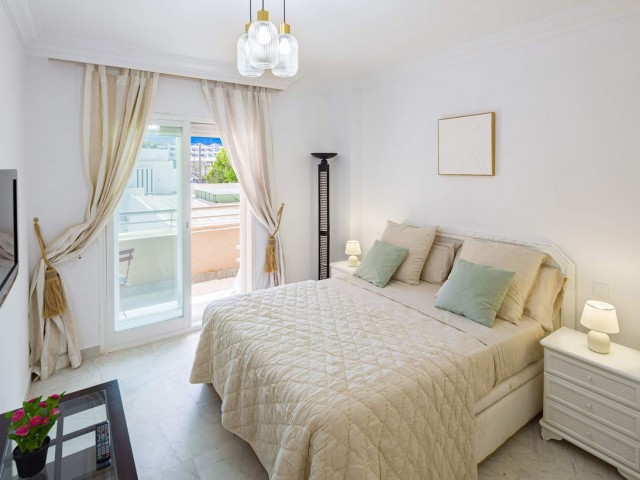 2 Bedrooms Apartment in Puerto Banús