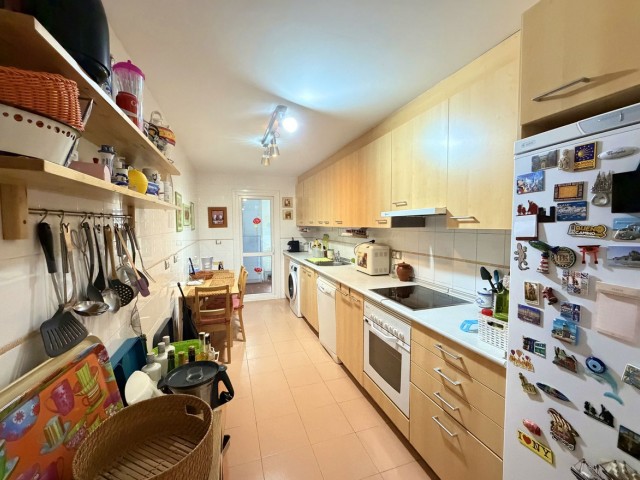 Appartement avec 3 Chambres  à San Luis de Sabinillas