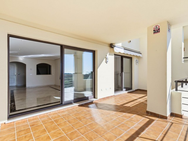 Apartamento con 4 Dormitorios  en Los Arqueros