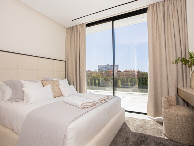 6 Bedrooms Villa in Los Monteros