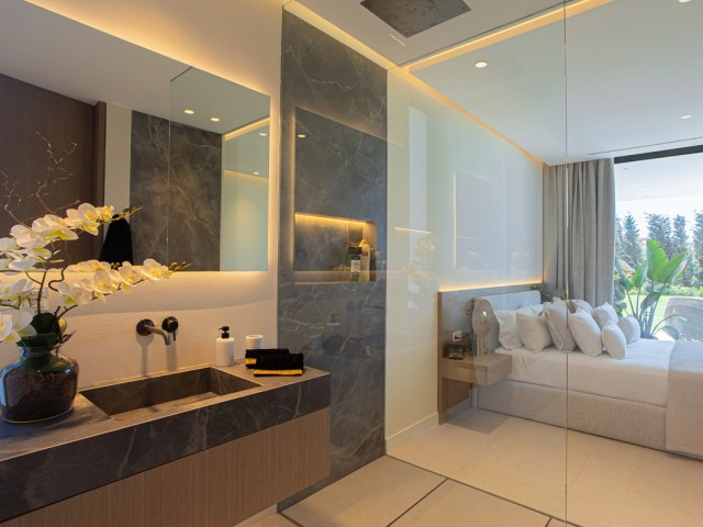 6 Bedrooms Villa in Los Monteros