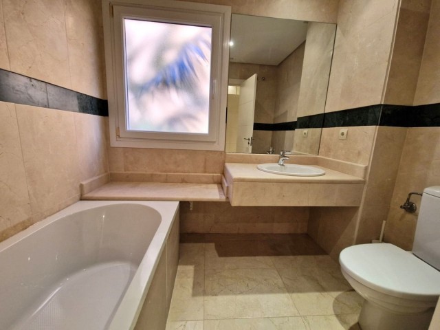 2 Bedrooms Apartment in Marbella