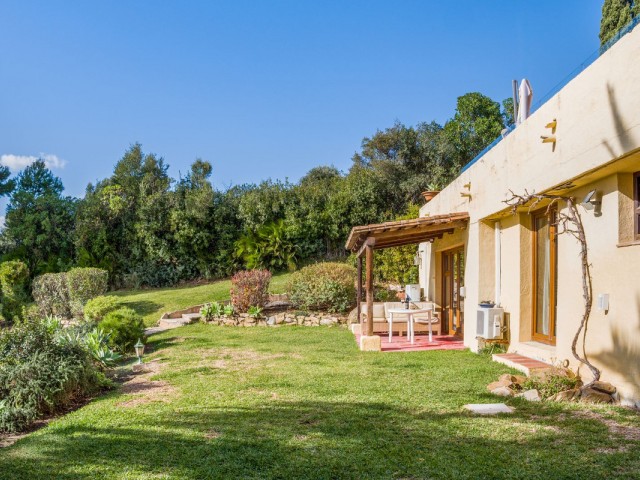 5 Sovrums Villa i Estepona